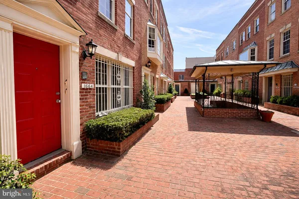 $740,000 | 1664 Euclid Street Northwest, Unit B, Washington, DC 20009