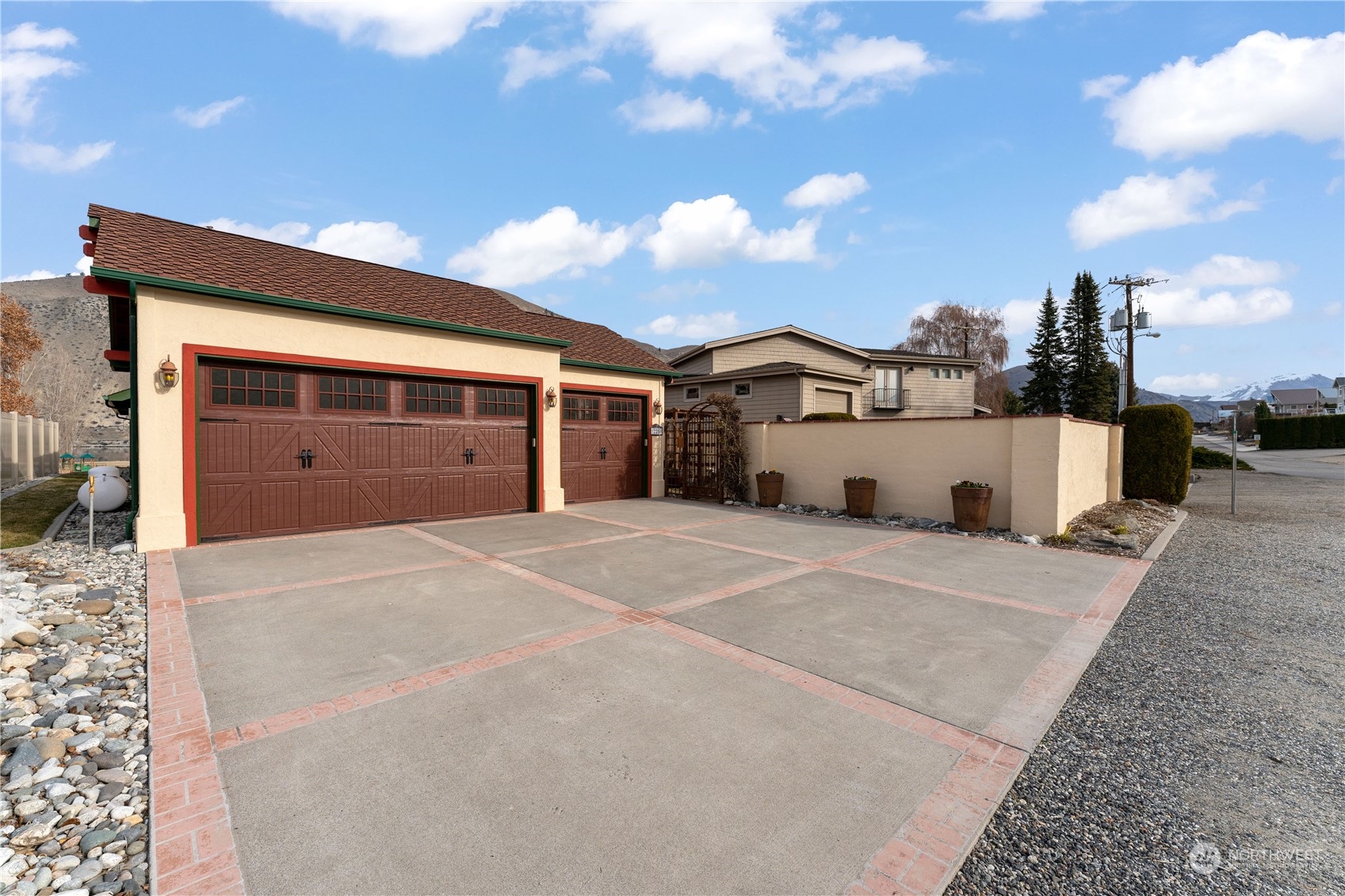 225 Lake Front Road Orondo, WA 98843 - Photo 6 of 40 Gallery Image 6