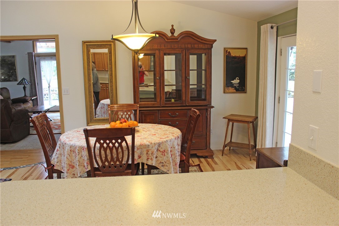 16629 Christian Lane Southwest Rochester, WA 98579 - Photo 12 of 40
