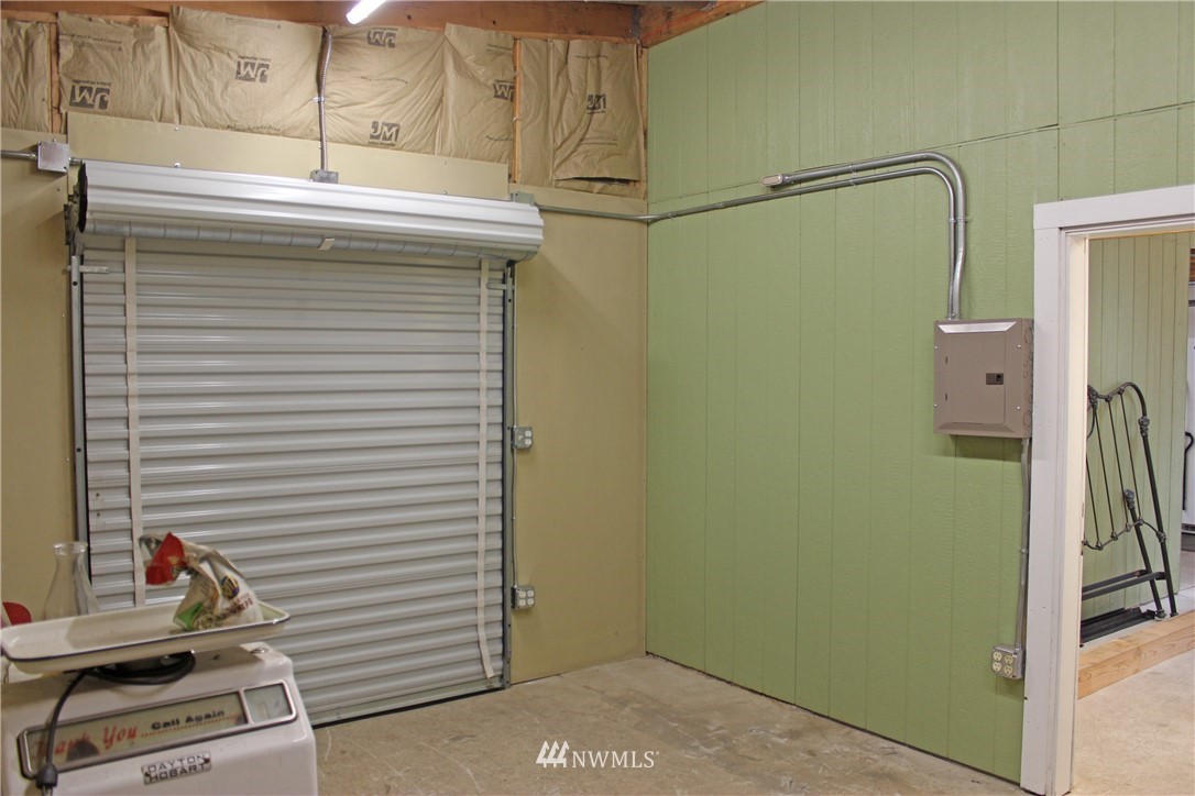 16629 Christian Lane Southwest Rochester, WA 98579 - Photo 29 of 40