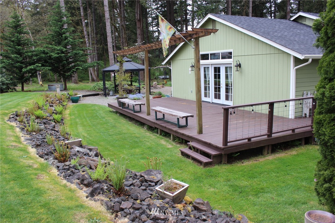 16629 Christian Lane Southwest Rochester, WA 98579 - Photo 4 of 40