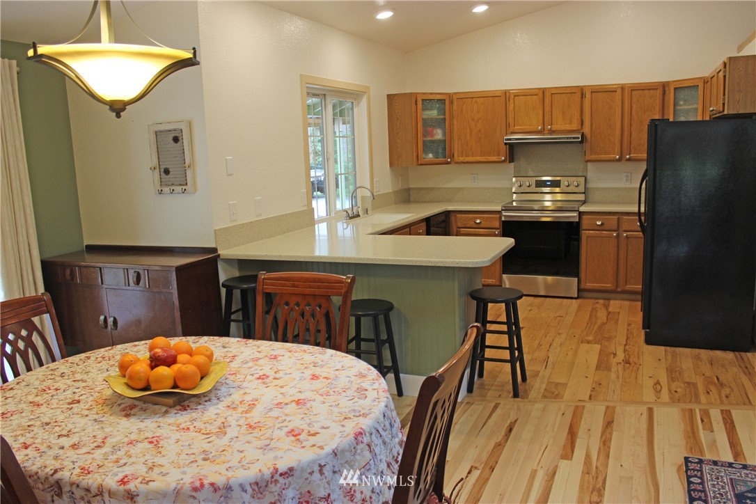 16629 Christian Lane Southwest Rochester, WA 98579 - Photo 6 of 40