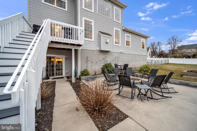 $875,000 | 6804 Hawes Court, Frederick, MD 21702