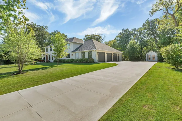 $1,380,000 | 1604 1st Street North, Cold Spring, MN 56320