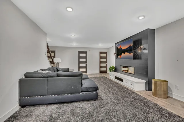 $1,380,000 | 1604 1st Street North, Cold Spring, MN 56320