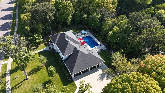 $1,380,000 | 1604 1st Street North, Cold Spring, MN 56320