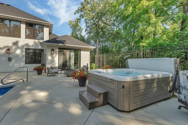 $1,380,000 | 1604 1st Street North, Cold Spring, MN 56320