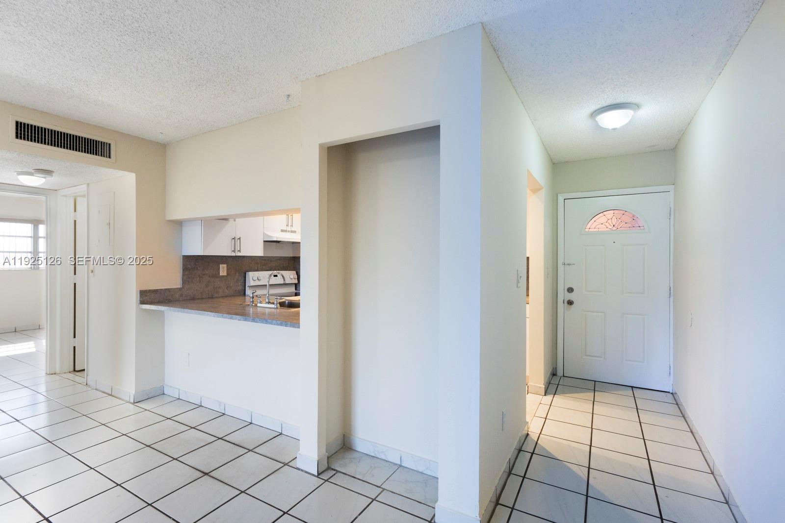 460 East 23rd Street, Unit 302 Hialeah, FL 33013 - Photo 7 of 15