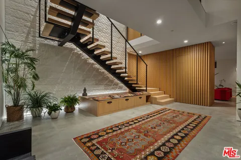 $3,200,000 | 33433 Decker School Road, Malibu, CA 90265