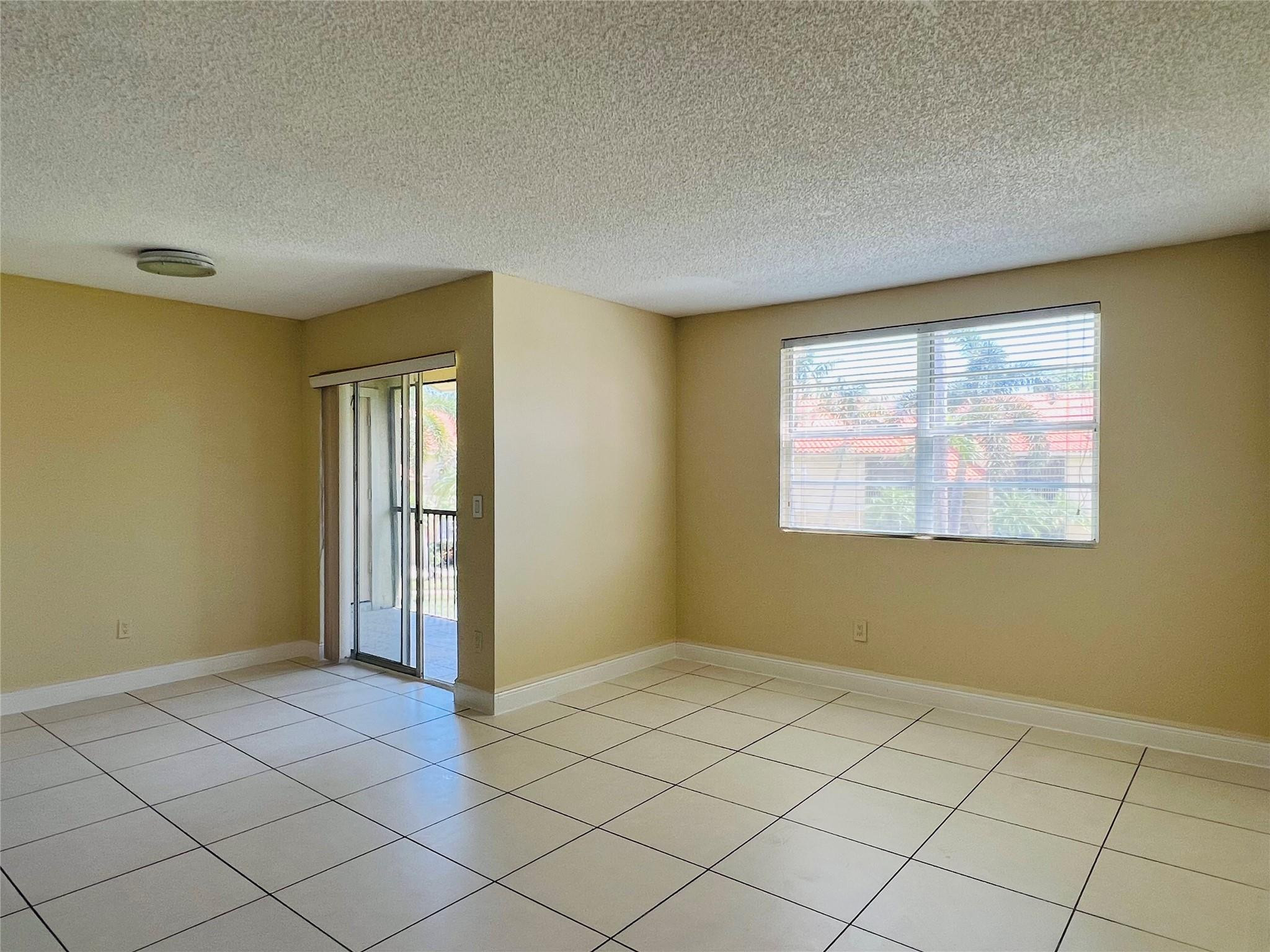 1241 Southwest 46th Avenue, Unit 1008 Pompano Beach, FL 33069 - Photo 8 of 23 Photo 8