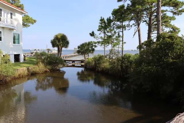 $1,799,900 | 431 Atwater Court, Mary Esther, FL 32569