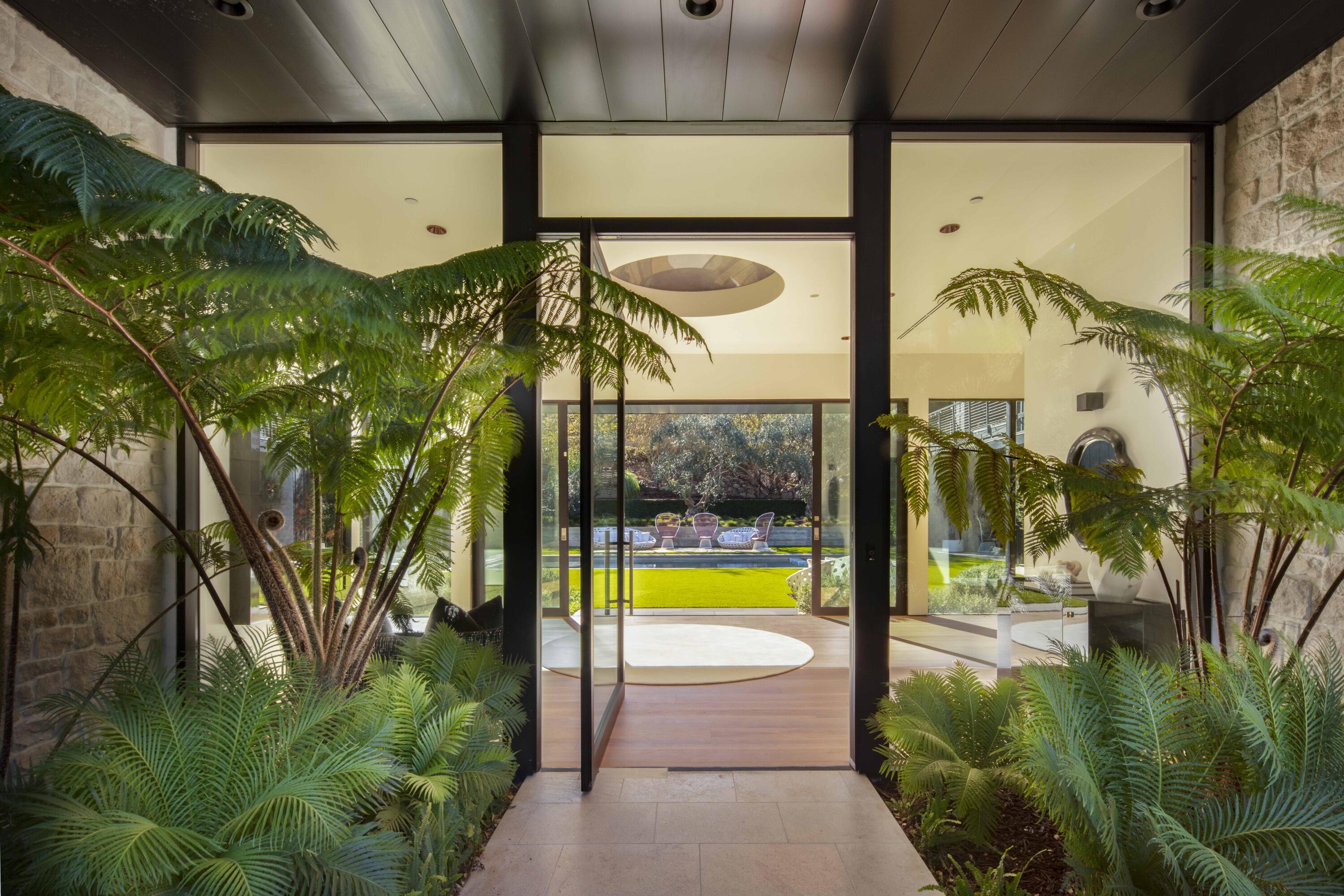 691 Via Trepadora Hope Ranch, CA 93110 - Photo 2 of 31 Entry