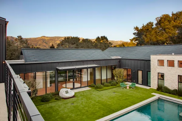 $12,500,000 | 691 Via Trepadora, Hope Ranch, CA 93110
