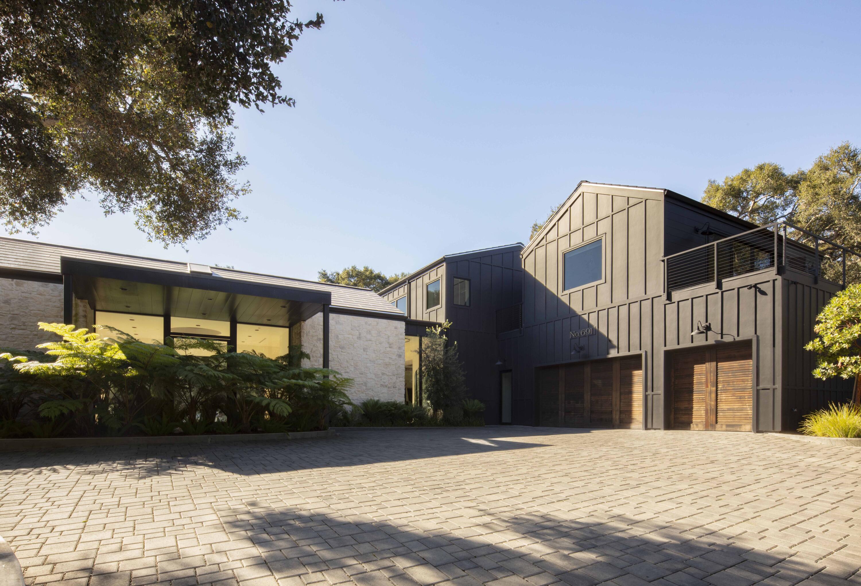 691 Via Trepadora Hope Ranch, CA 93110 - Photo 28 of 31 Front Exterior