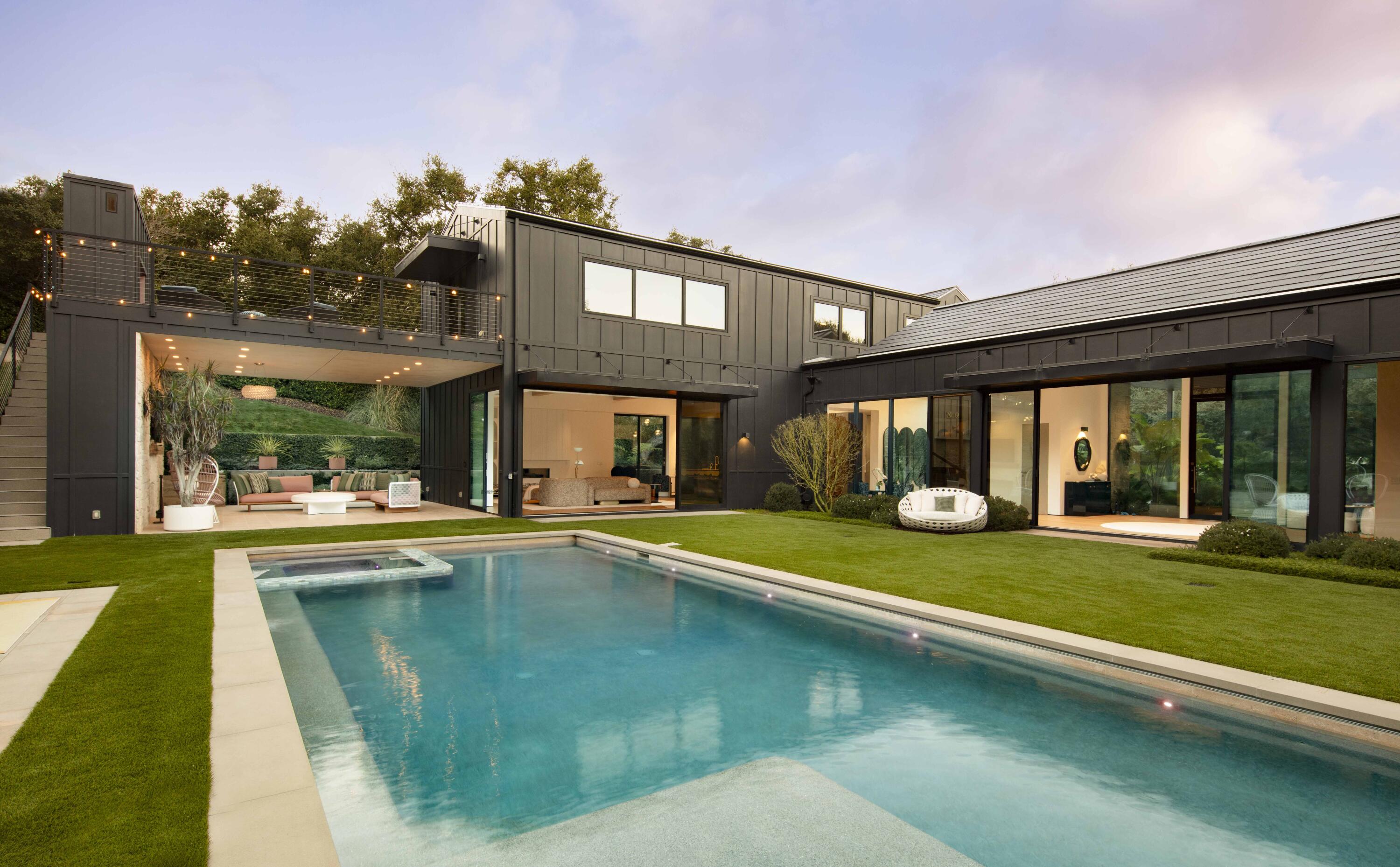 691 Via Trepadora Hope Ranch, CA 93110 - Photo 8 of 31 Back exterior