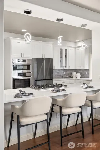 $1,839,000 | 920 Big Tree Drive Northwest, Issaquah, WA 98027