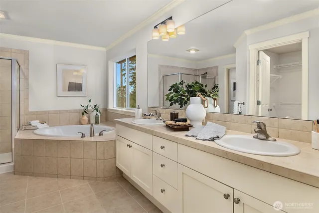 $1,839,000 | 920 Big Tree Drive Northwest, Issaquah, WA 98027