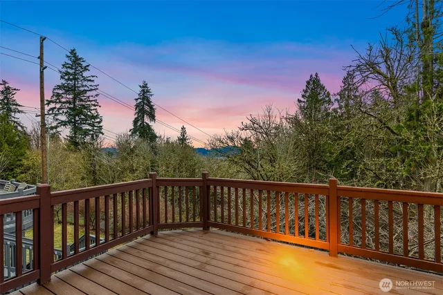 $1,839,000 | 920 Big Tree Drive Northwest, Issaquah, WA 98027