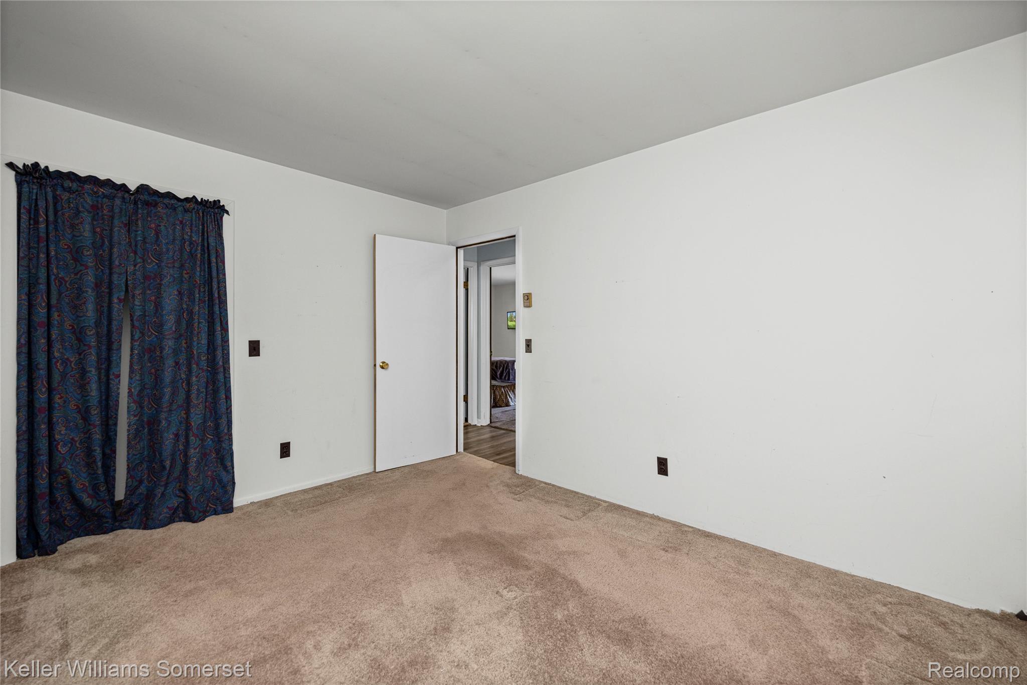 2344 Rochester Road Leonard, MI 48367 - Photo 31 of 66 2344 North Rochester - OnDemand Pix Photography (28).jpg