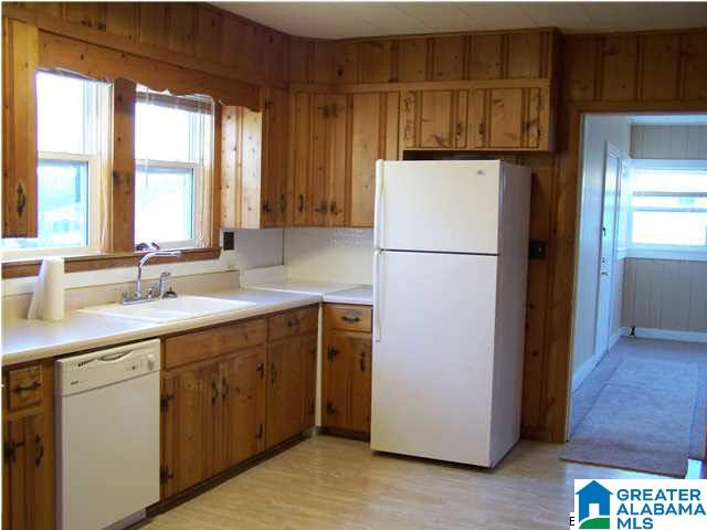 401 Elm Street Oneonta, AL 35121 - Photo 6 of 26