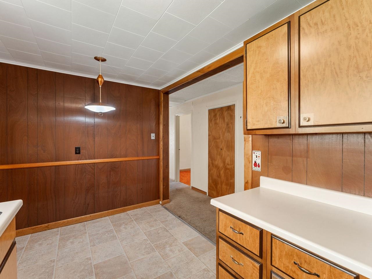 149 Woodlawn Road Burlington, VT 05408 - Photo 5 of 49