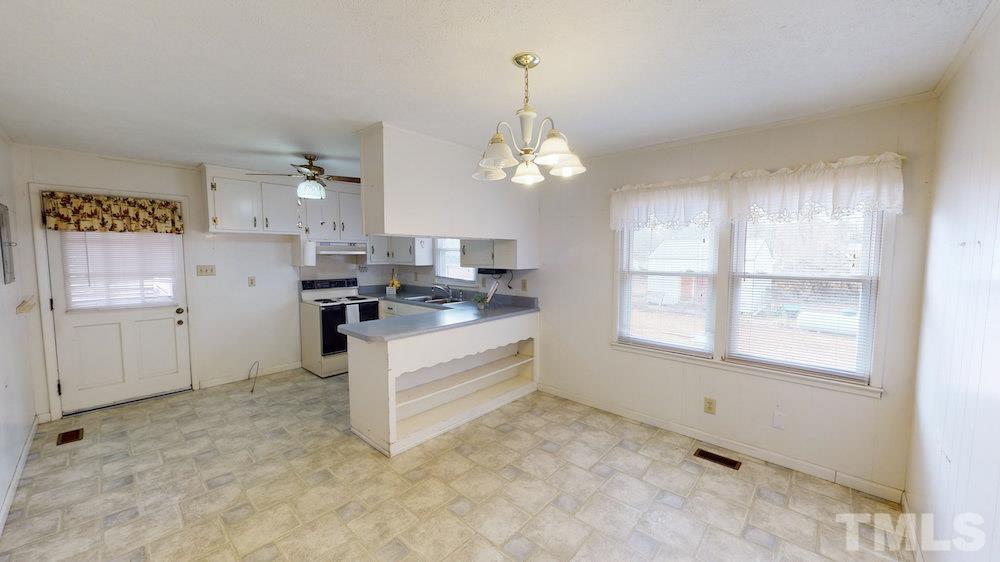 2865 Plainview Church Road Angier, NC 27501 - Photo 11 of 45 Gallery Image 11