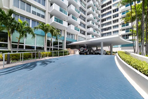 $399,000 | 1200 West Avenue, Unit 316, Miami Beach, FL 33139