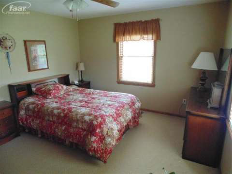 8387 Coldwater Road Flushing, MI 48433 - Photo 15 of 29 20372827-14.JPG