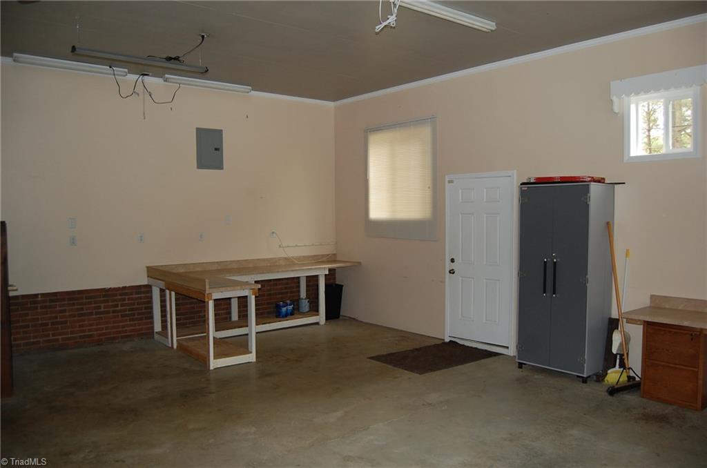 5817 Ridge Road Seagrove, NC 27341 - Photo 8 of 29 Gallery Image 8