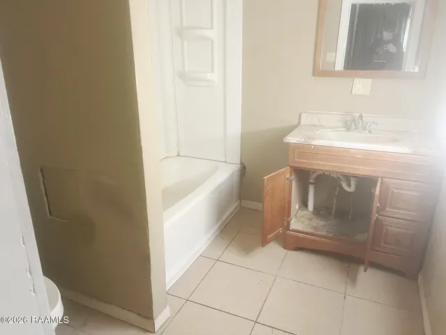 $24,900 | 250 Druilhet Street, Jeanerette, LA 70544