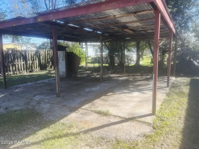 $24,900 | 250 Druilhet Street, Jeanerette, LA 70544