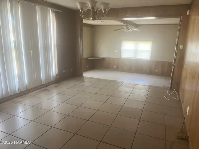 $24,900 | 250 Druilhet Street, Jeanerette, LA 70544