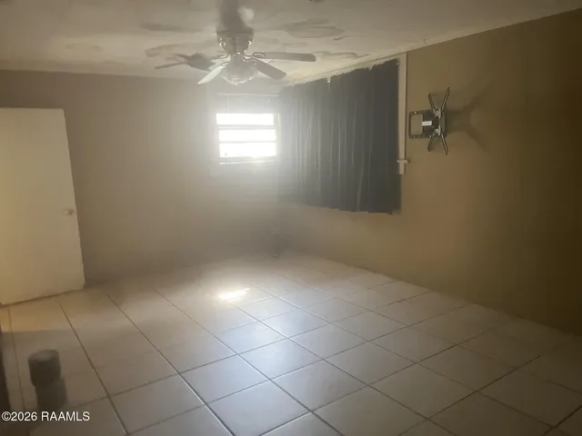 $24,900 | 250 Druilhet Street, Jeanerette, LA 70544