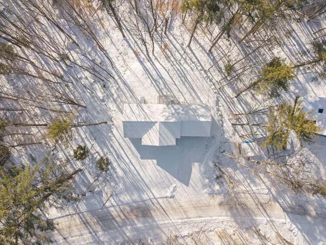 $459,900 | 13 Quaker Lane, Limerick, ME 04048