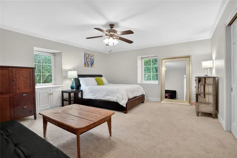 $2,295,000 | 11010 Hedwig Green Street, Hunters Creek Village, TX 77024