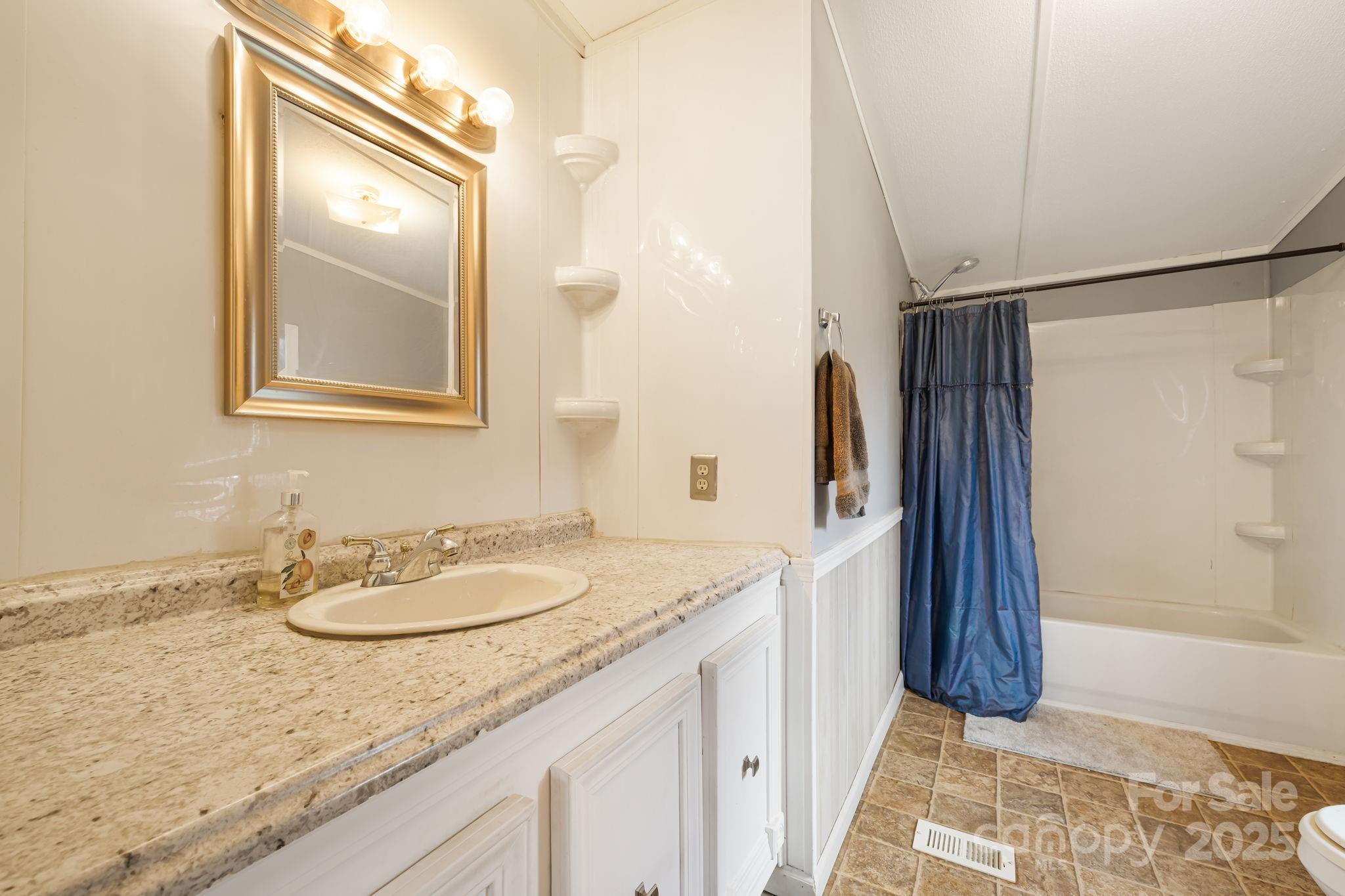 2490 Painters Gap Road Union Mills, NC 28167 - Photo 18 of 30