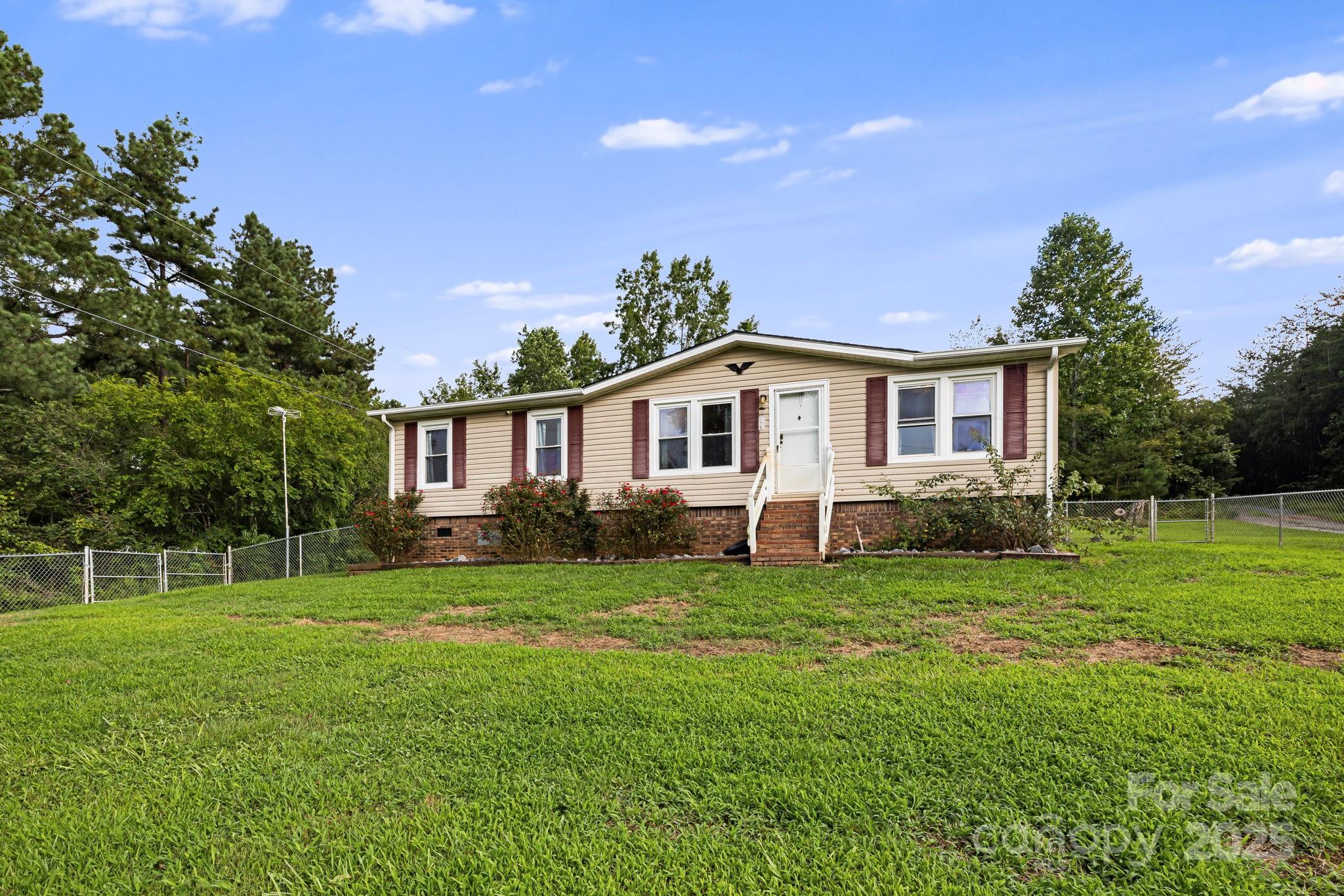 2490 Painters Gap Road Union Mills, NC 28167 - Photo 2 of 30