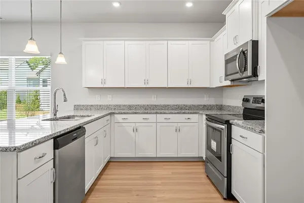 $281,900 | 155 Andros Loop, Dalton, GA 30721