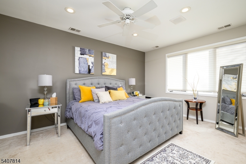 701 Timberbrooke Drive Bedminster, NJ 07921 - Photo 16 of 27