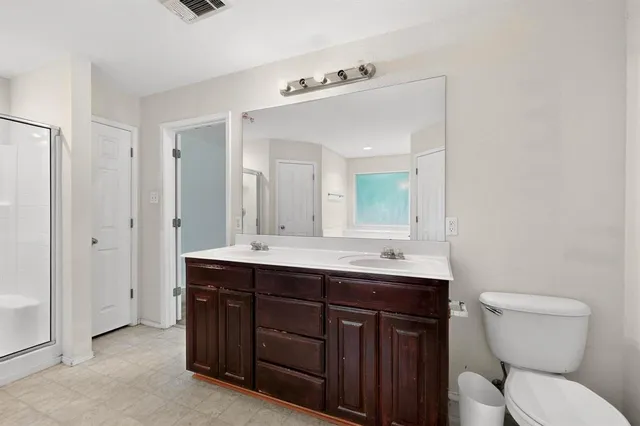 $2,500 | 729 Ridgehill Drive, Burleson, TX 76028