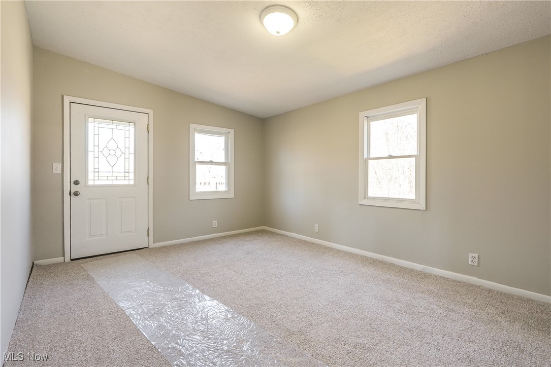 6042 Prairie Lane Wooster, OH 44691 - Photo 9 of 39