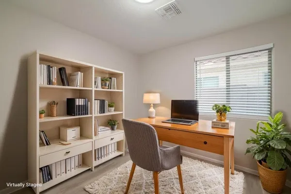 $2,020 | 7409 South 37th Glen, Phoenix, AZ 85041