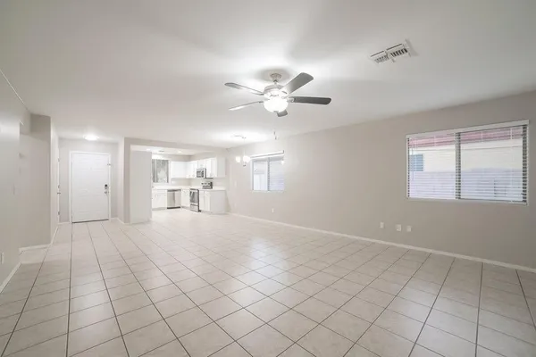 $2,025 | 7409 South 37th Glen, Phoenix, AZ 85041