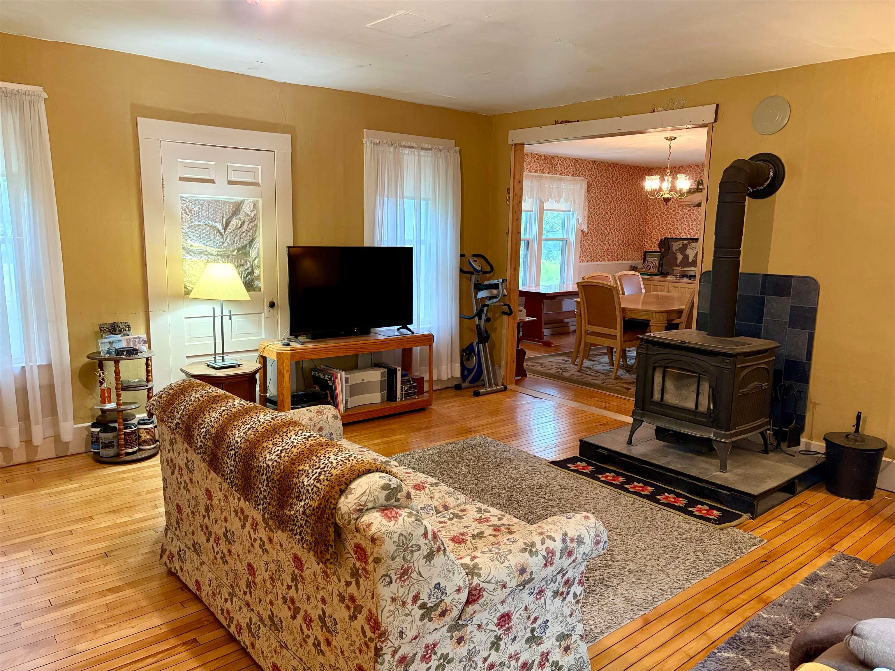 N6454 Robin Road Wittenberg, WI 54499 - Photo 12 of 51 Gallery Image 12