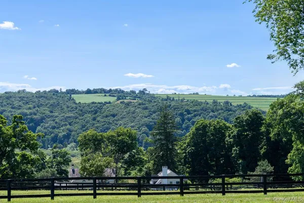 $5,500,000 | 20 Smithfield Way, Amenia, NY 12501