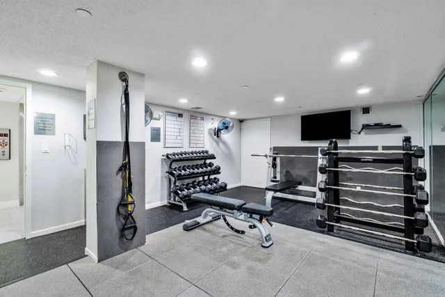 $6,200 | 3221 South Ocean Boulevard, Unit 104, Highland Beach, FL 33487