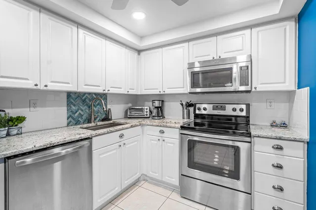 $6,200 | 3221 South Ocean Boulevard, Unit 104, Highland Beach, FL 33487