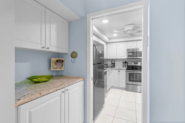 $6,200 | 3221 South Ocean Boulevard, Unit 104, Highland Beach, FL 33487