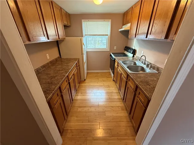 $1,350 | 127 1/2 Matty Avenue, Unit 2, Salina, NY 13211