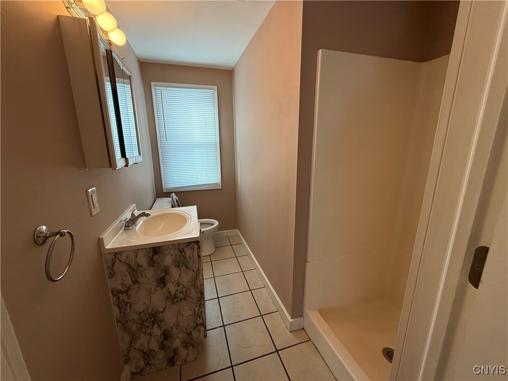 127 1/2 Matty Avenue, Unit 2 Salina, NY 13211 - Photo 7 of 8